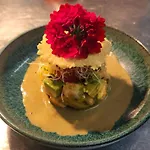 Logis Restaurant De La Madeleine Hotel 3*