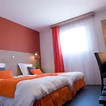 Logis Restaurant De La Madeleine Hotel