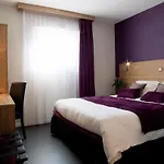 Logis Restaurant De La Madeleine Hotel 3*