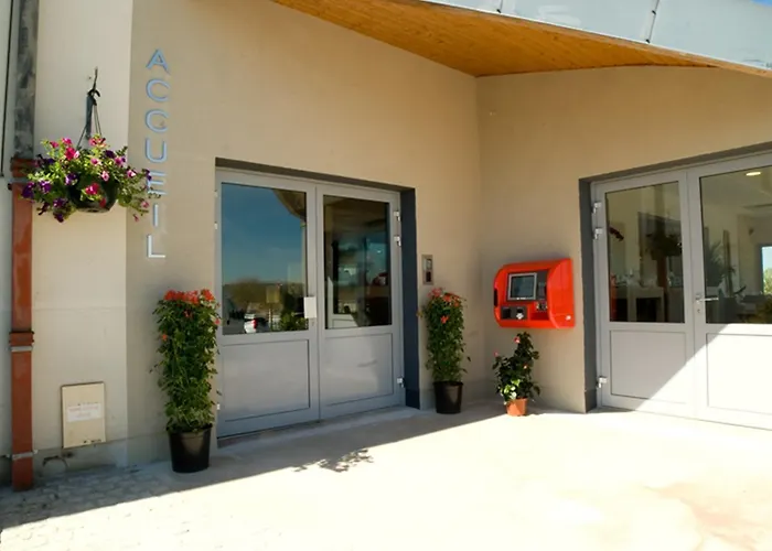 Logis Restaurant De La Madeleine