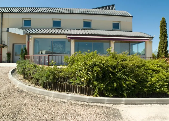 Logis Restaurant De La Madeleine 3*