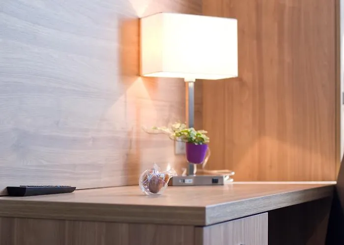 Ξενοδοχείο Logis Restaurant De La Madeleine Commercy